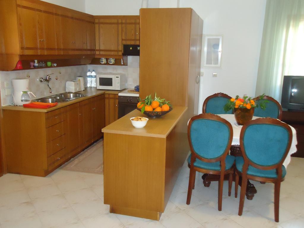 Christina Apartments Drepano  外观 照片