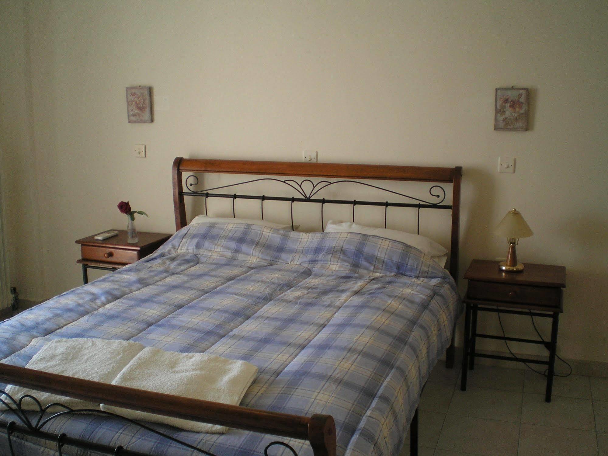 Christina Apartments Drepano  外观 照片
